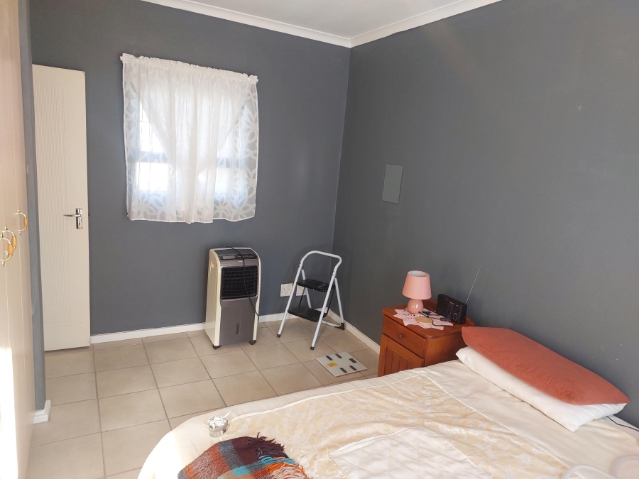 To Let 2 Bedroom Property for Rent in Moorreesburg Western Cape